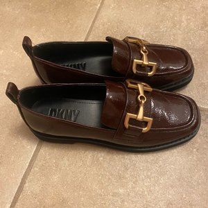DKNY Kylan Loafer in Bordeaux, Size 7.5